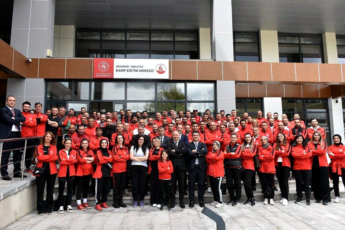 Çakmur, “Sporun mutfağında siz varsınız”