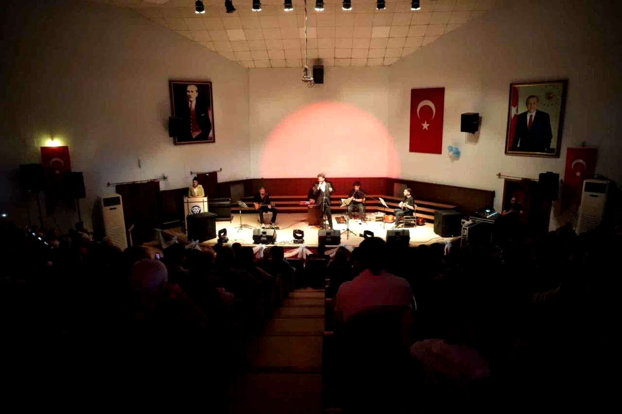 Canlı Sesler Yarışması’nda final heyecanı yaşandı