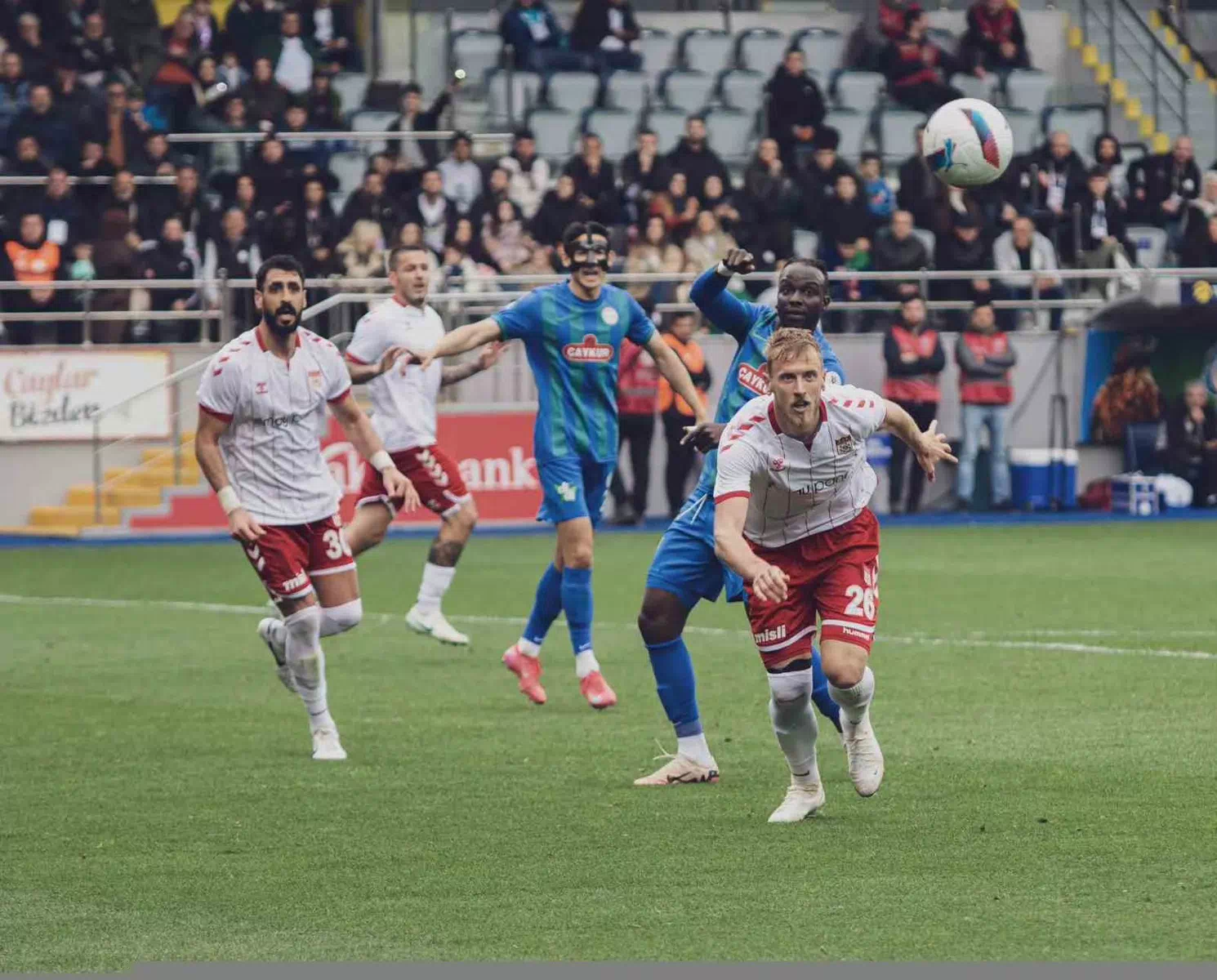 Çaykur Rizespor, sahasında Sivasspor’la 1-1 berabere kaldı.
