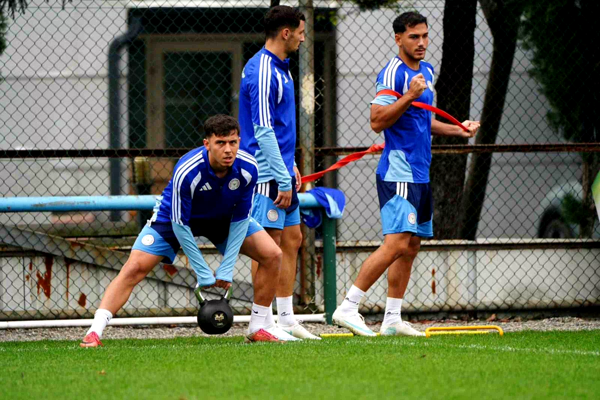 Çaykur Rizespor, Trabzonspor maçı hazırlıklarına başladı