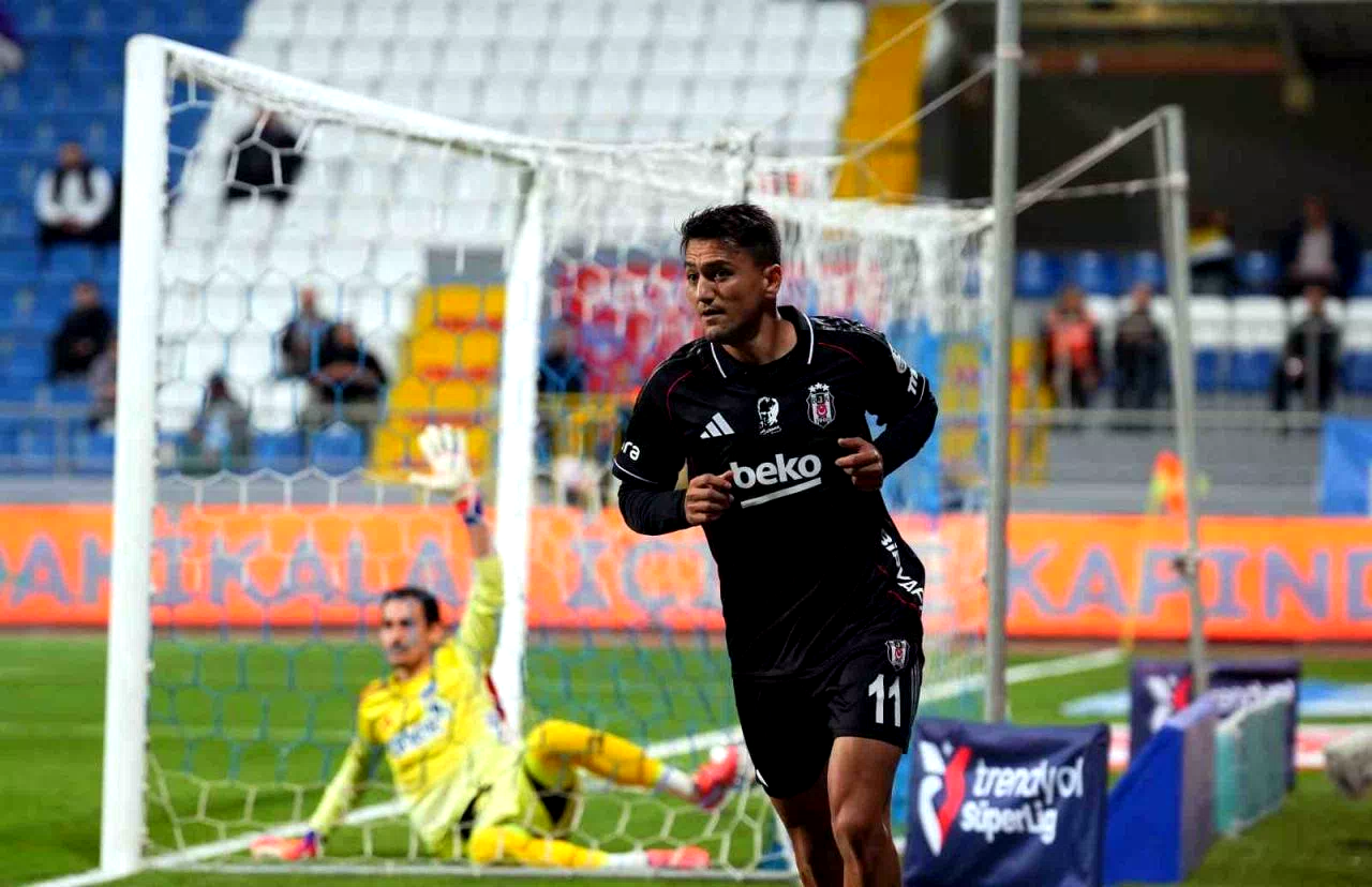 Cengiz Ünder, siyah-beyazlı formayla 3. golünü attı