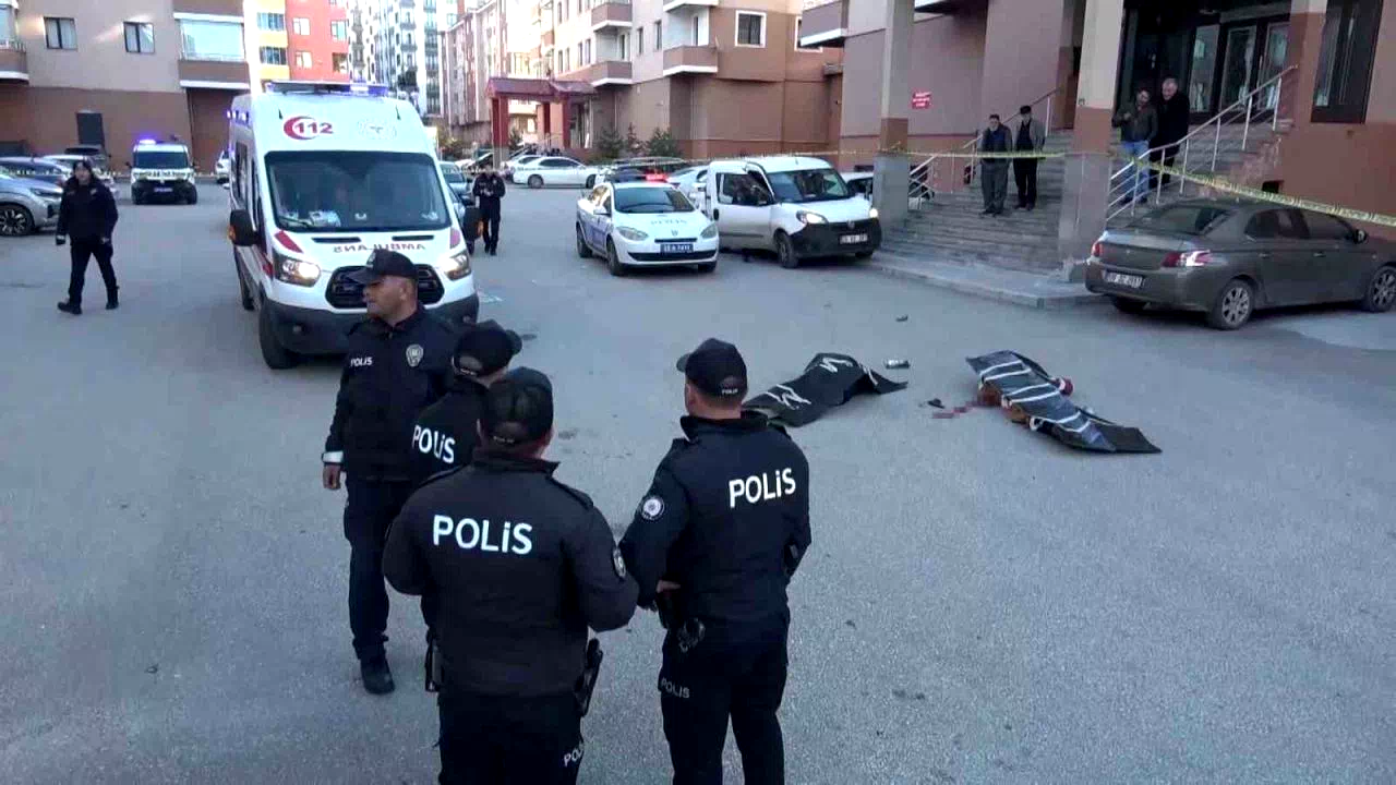 Cezaevinden izinli çıktı, daha önce bıçakla yaraladığı kadını bu defa silahla vurdu, sonra intihar etti