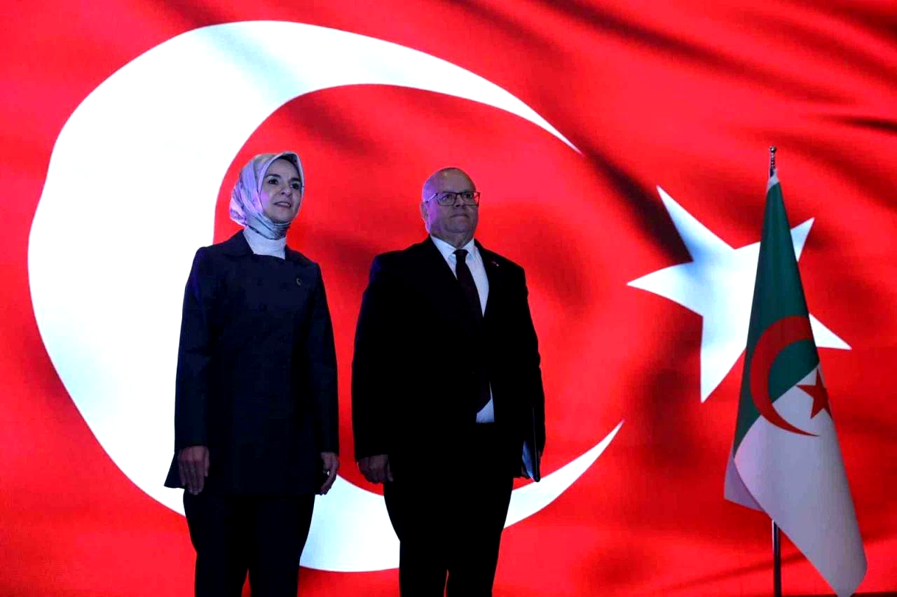 Cezayir’in bağımsızlığının 71’inci yıl dönümü kutlandı