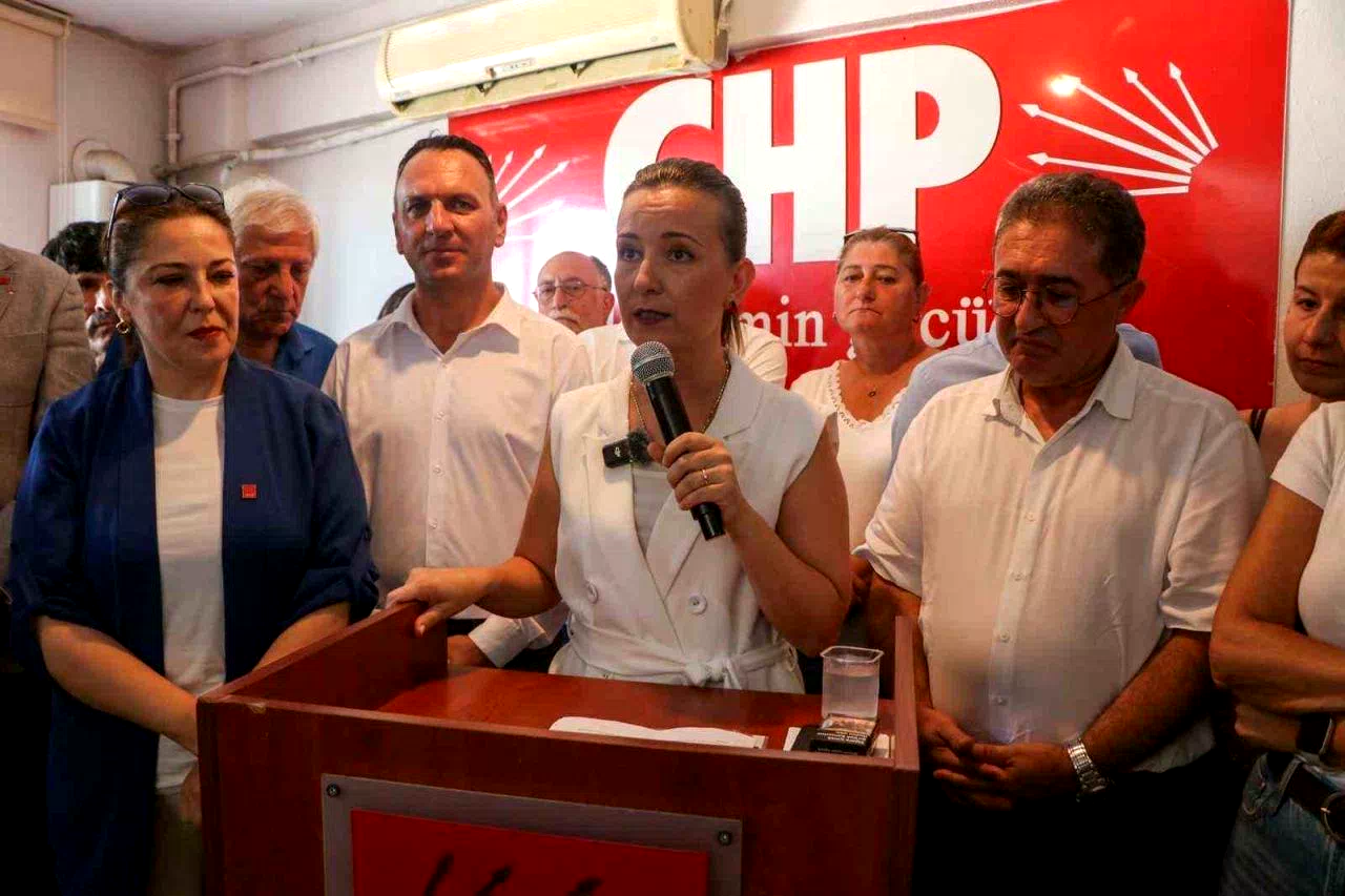 CHP Bandırma’da kongre öncesi iki adaylı yarış başladı