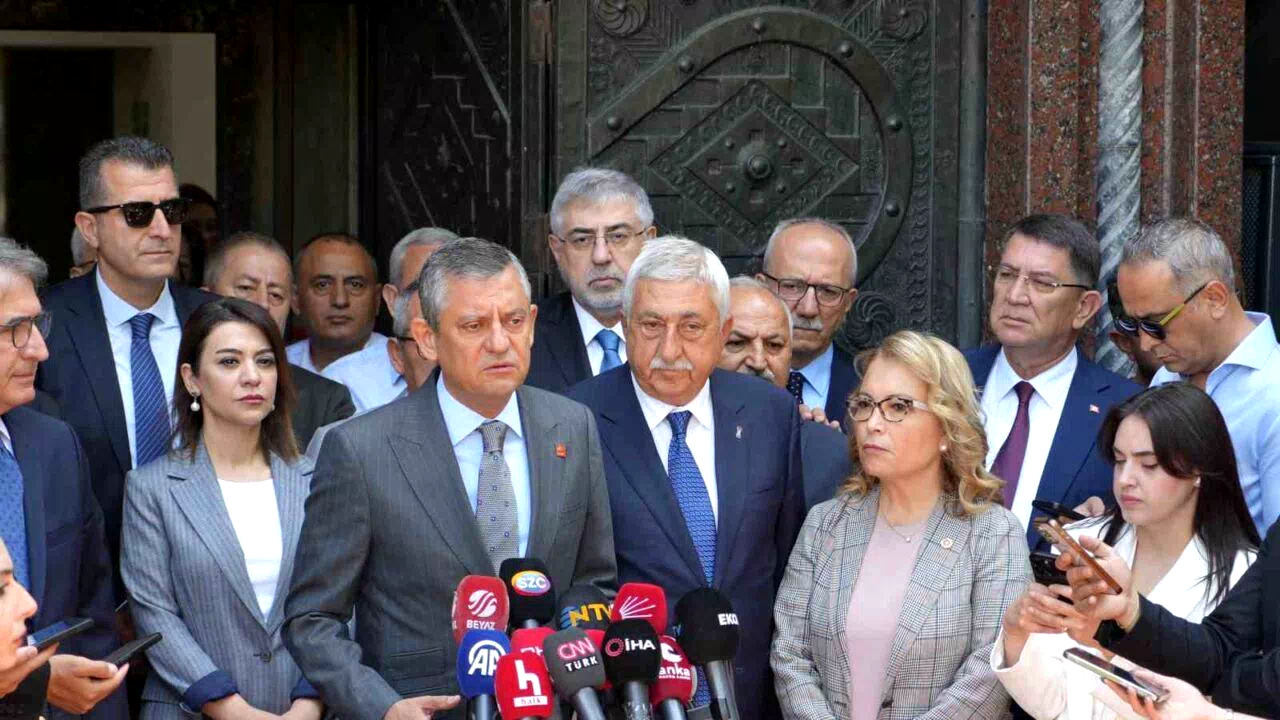 CHP Başkanı Özel’den TESK ziyareti
