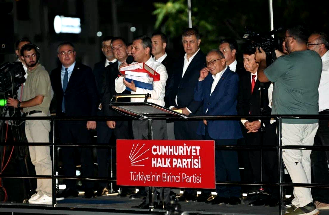 CHP Genel Başkanı Özel, Aydın’da miting düzenledi
