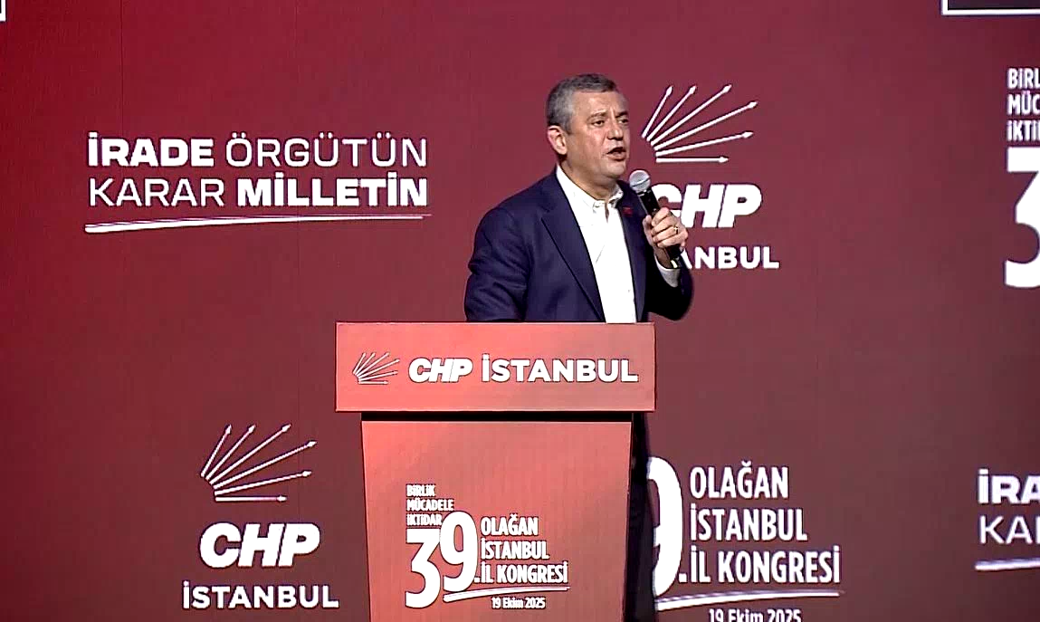 CHP Genel Başkanı Özel: “Birileri kızılcık şerbeti içerken kan kusan arkadaşlarımsa, susmayacağım”