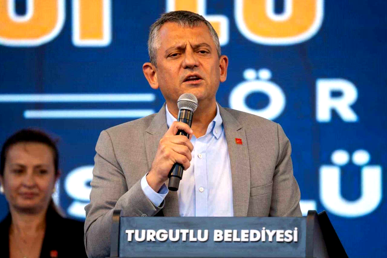 CHP Genel Başkanı Özel: “Cumhuriyet Halk Partisi’nin kazandığı seçimin gecesi Türkiye’nin zaferi olacak”