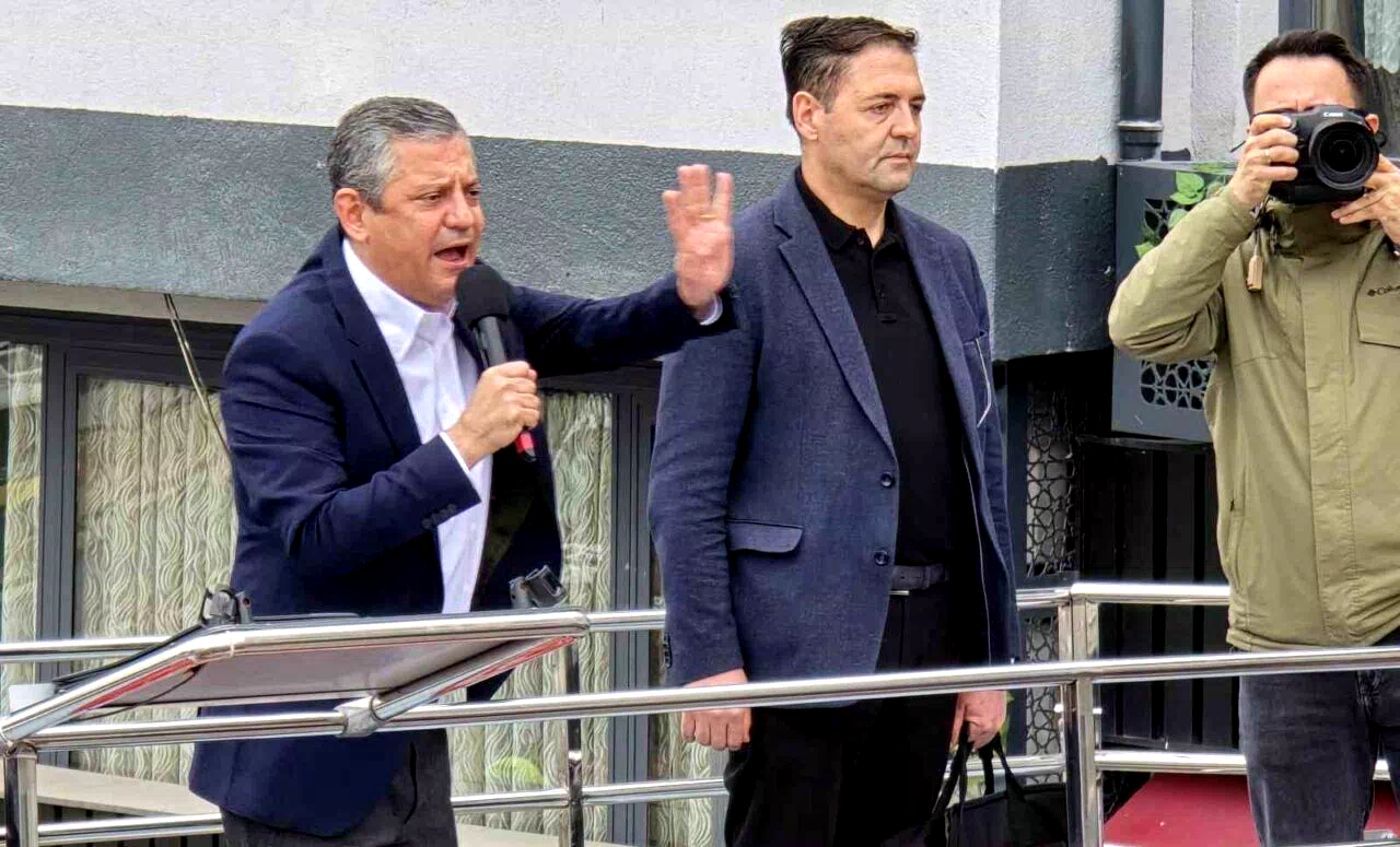 CHP Genel Başkanı Özel: “Düğünü de cenazeyi de AK Parti’lilerle, MHP’lilerle birlikte yapıyoruz”