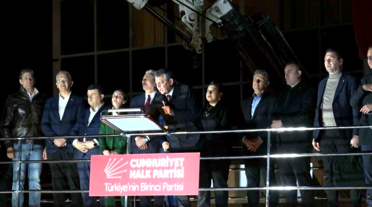 CHP Genel Başkanı Özel: “Mustafa Bozbey yargı önünde yargılansın, televizyondan canlı yayınlansın kararı millet versin Bursa versin”
