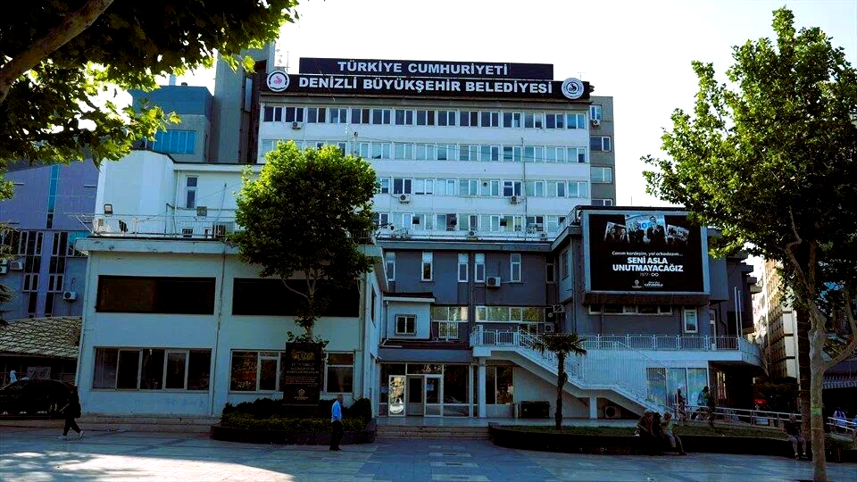 CHP’li Denizli Büyükşehir Belediyesinin skandal atamaları tepki topladı