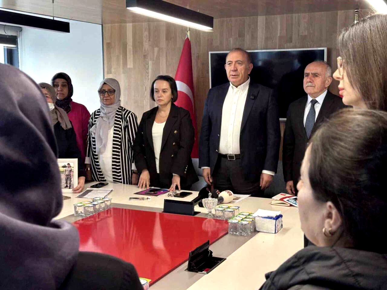 CHP’li Tekin’den “uyuşturucu ve kayıp çocuklar” uyarısı