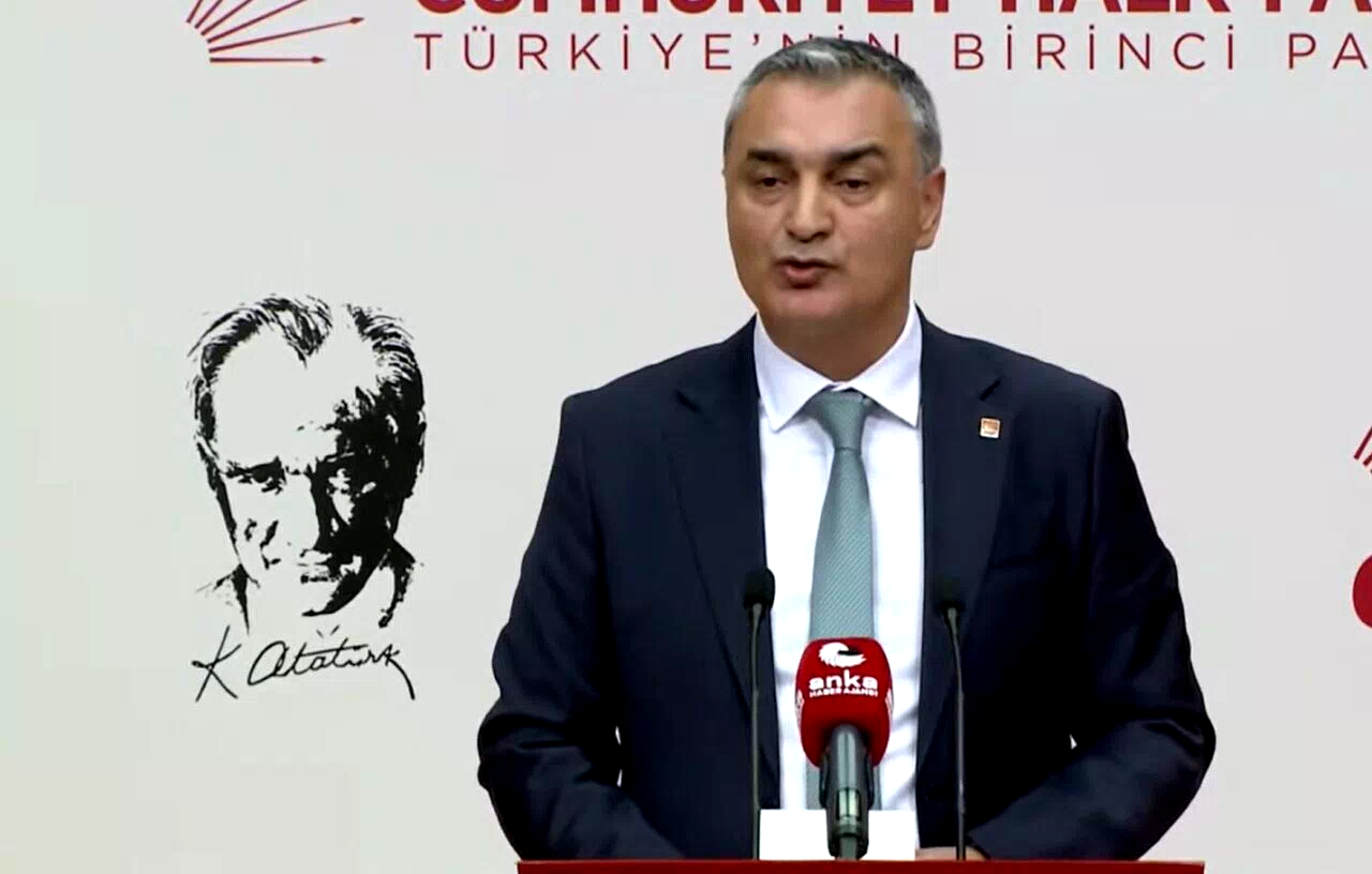CHP Sözcüsü Sarı: “26 ilimizdeki yönetimin görevden alınma durumu söz konusudur”