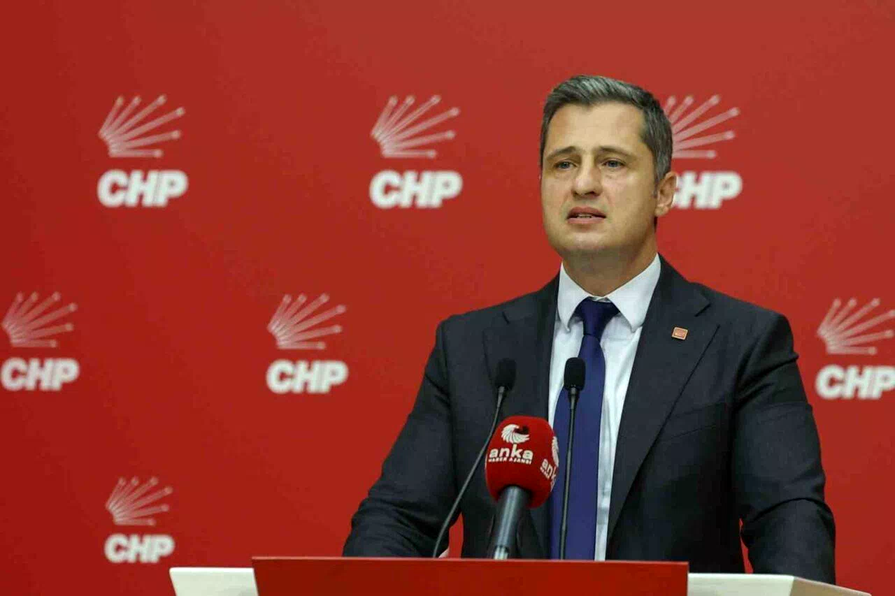 CHP Sözcüsü Yücel: “Meclis üyesi listesini oluşturan Manavgat Belediye Başkanı Kara ve önceki Belediye Başkanımız Sözen’in üyelikleri askıya alındı”