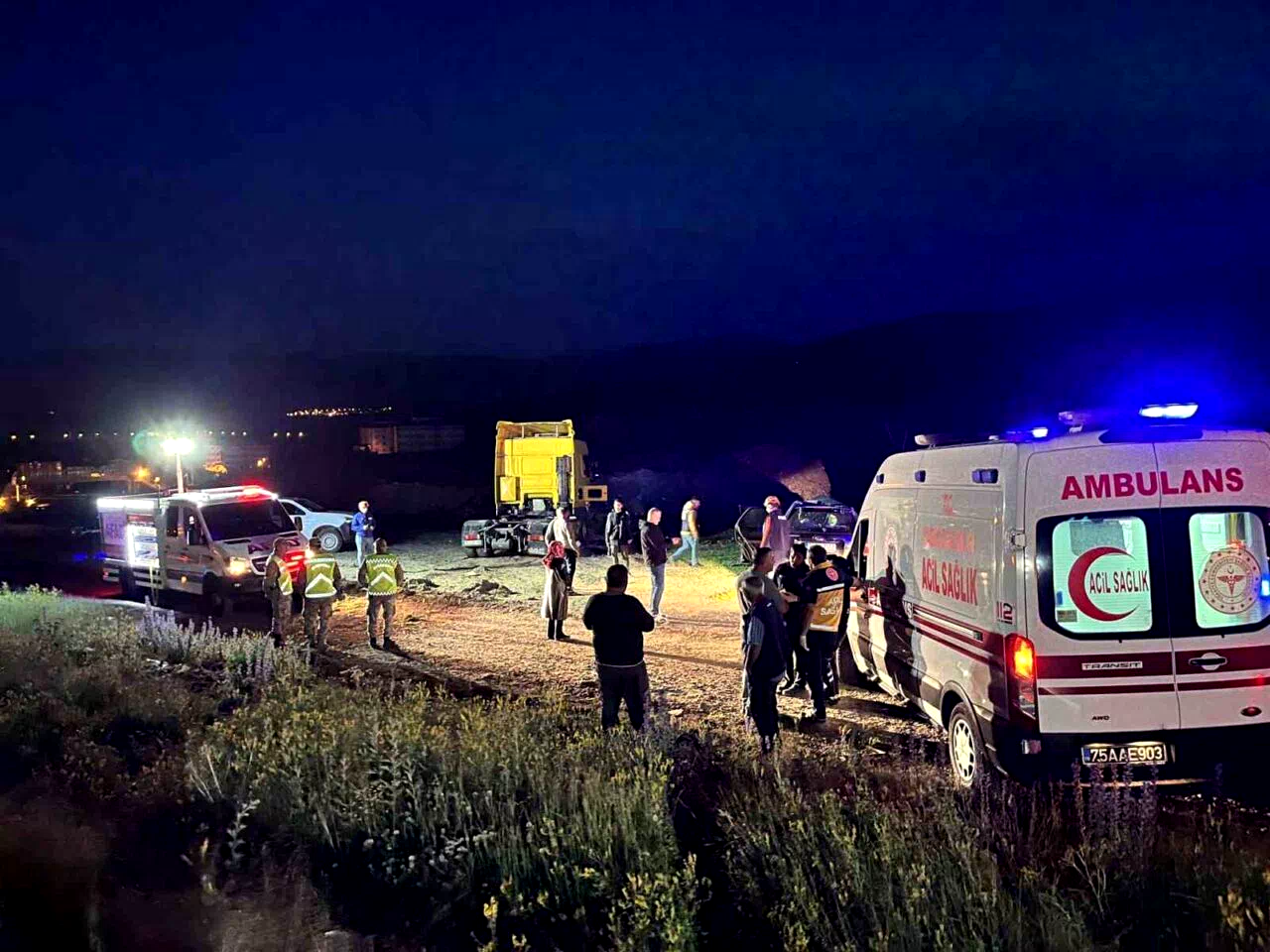 Çıldır’da trafik kazası: 2 ölü, 1 yaralı