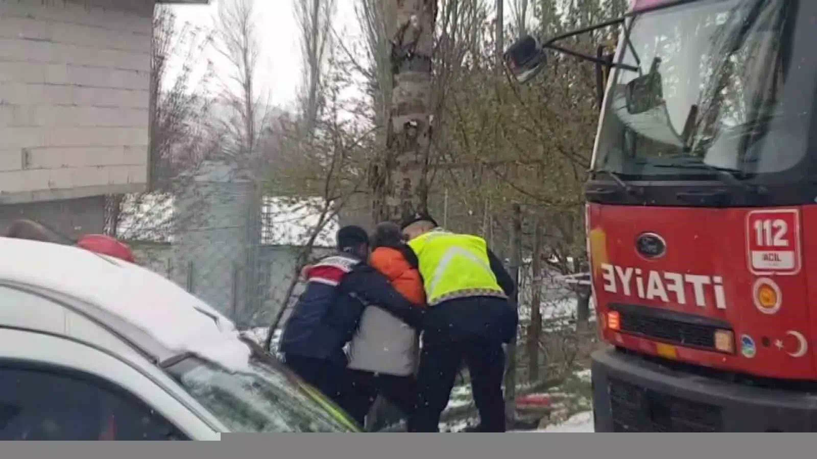 Çocuklarını yangında kaybeden babanın acı feryadı: “Allah aşkına bir şey yapın”
