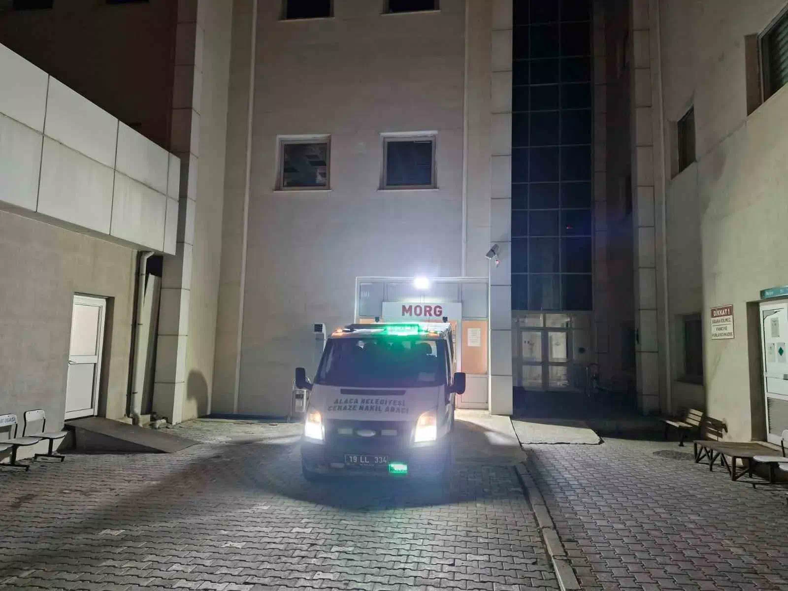 Çorum Alaca ilçesinde yaşlı kadın evinde ölü bulundu.