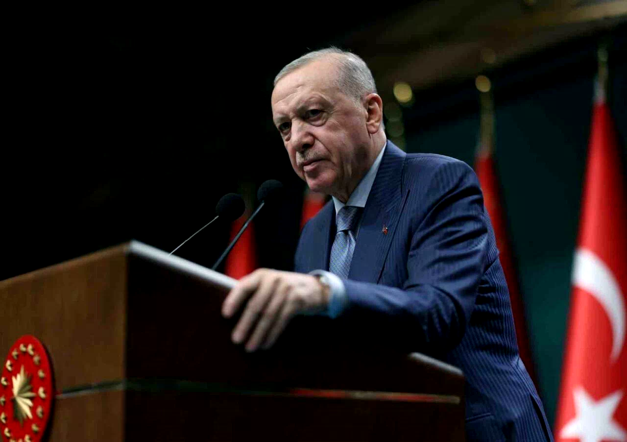 Cumhurbaşkanı Erdoğan: “5 farklı kanser hastalığının tedavisinde kullanılan 5 akıllı kanser ilacını SGK geri ödeme kapsamına alıyoruz.”