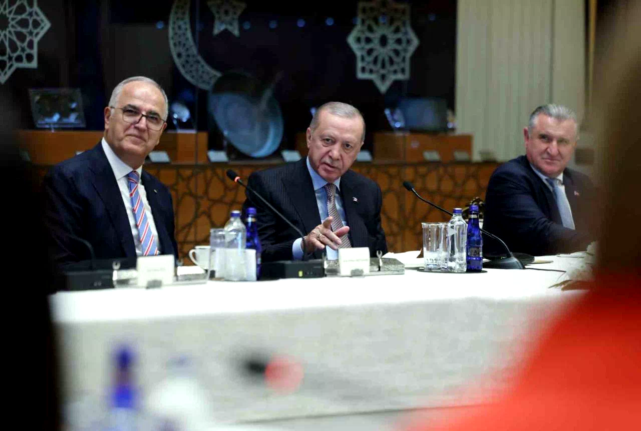 Cumhurbaşkanı Erdoğan, A Milli Kadın Voleybol Takımı’nı kabul etti