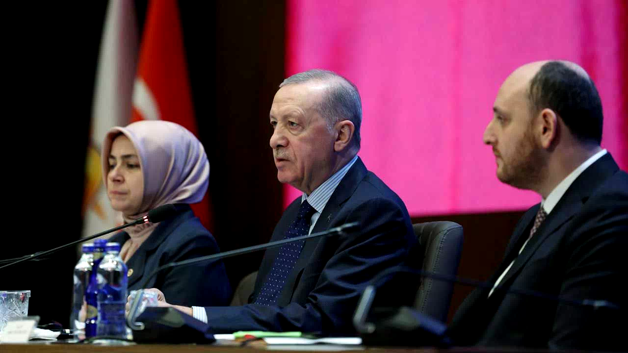 Cumhurbaşkanı Erdoğan, AK Parti'nin Kadın ve Gençlik Kolları MKYK toplantılarına katıldı