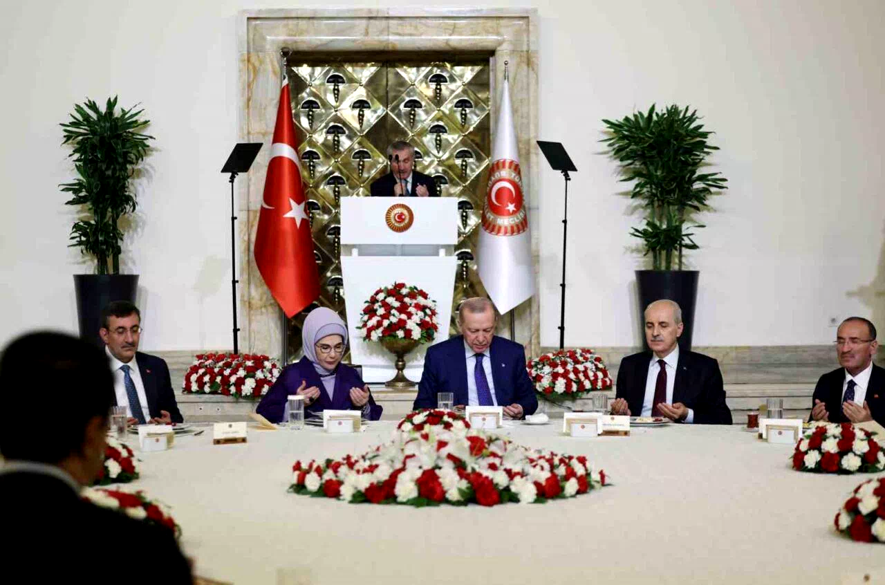 Cumhurbaşkanı Erdoğan: “Biz bölgemizi ve insanlığı ilgilendiren meselelerde asla tarafsız değiliz”