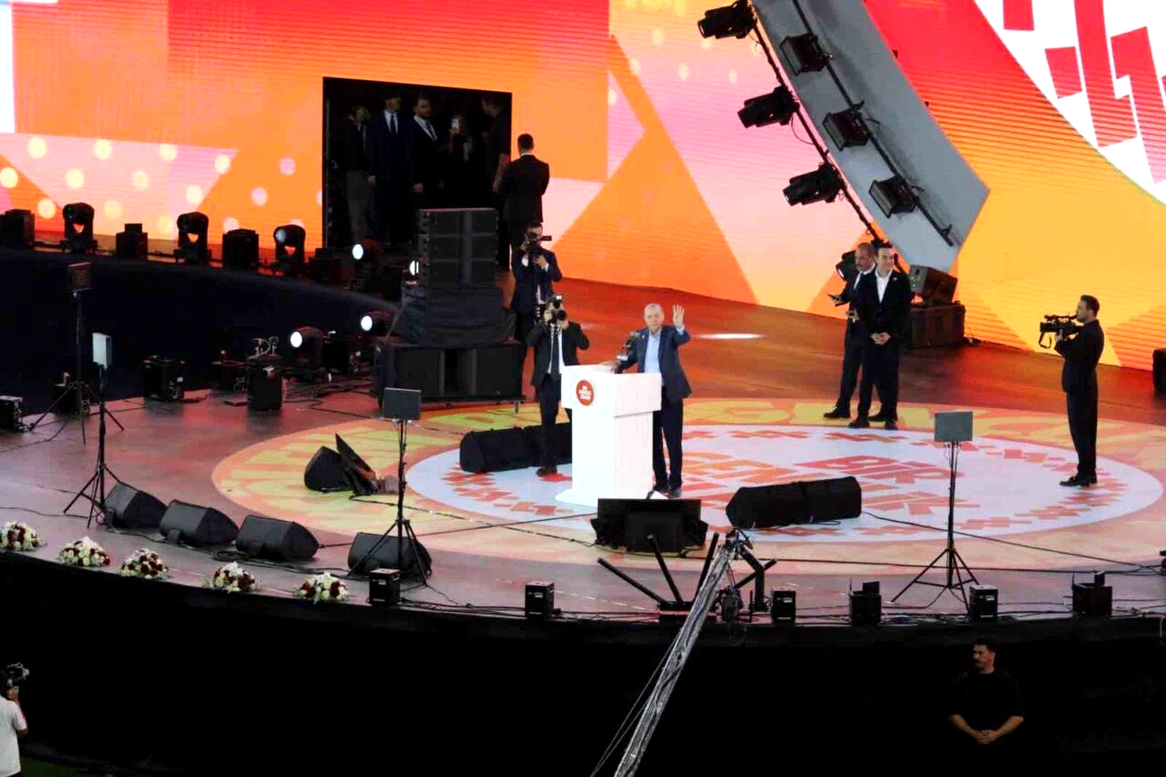 Cumhurbaşkanı Erdoğan’dan gençlere: “Kifayetsizlere asla prim vermeyin”