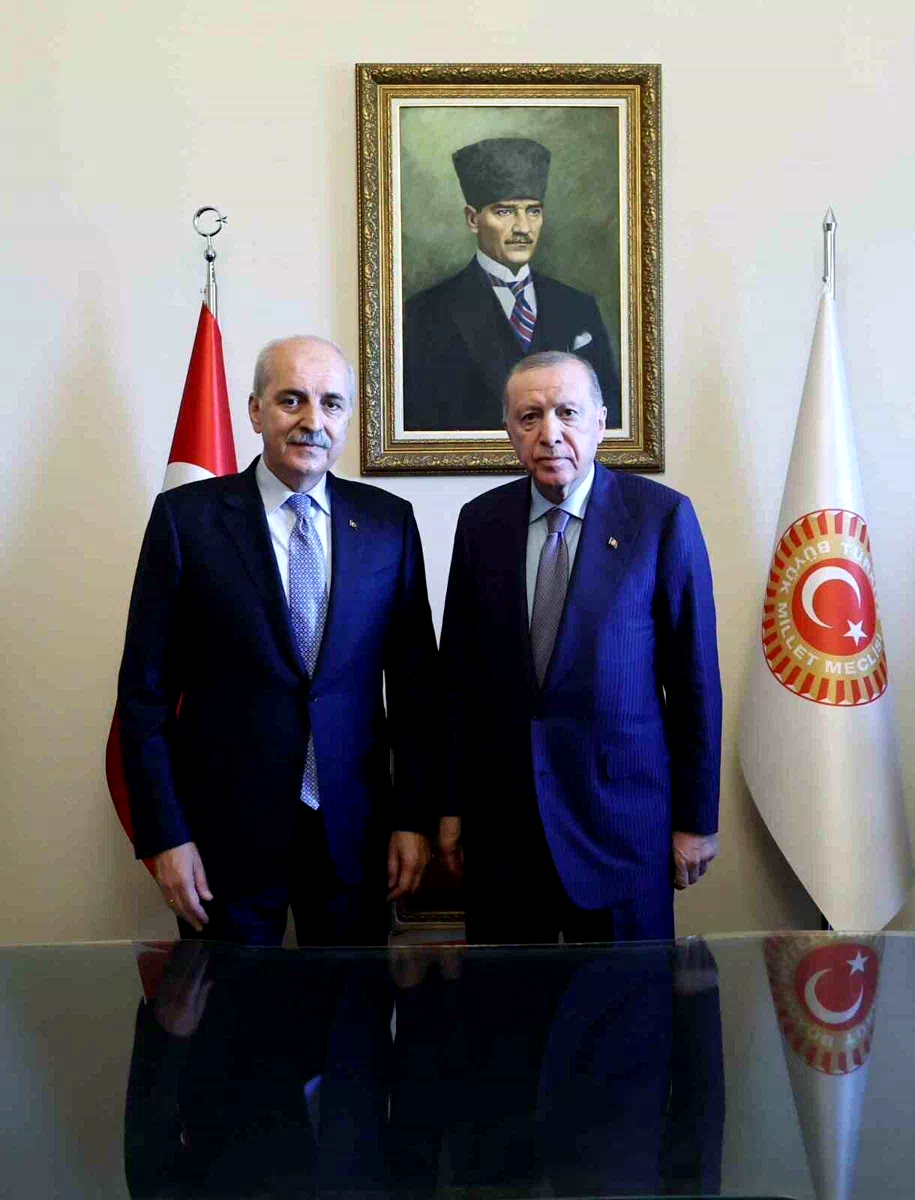 Cumhurbaşkanı Erdoğan’dan Numan Kurtulmuş’a ziyaret