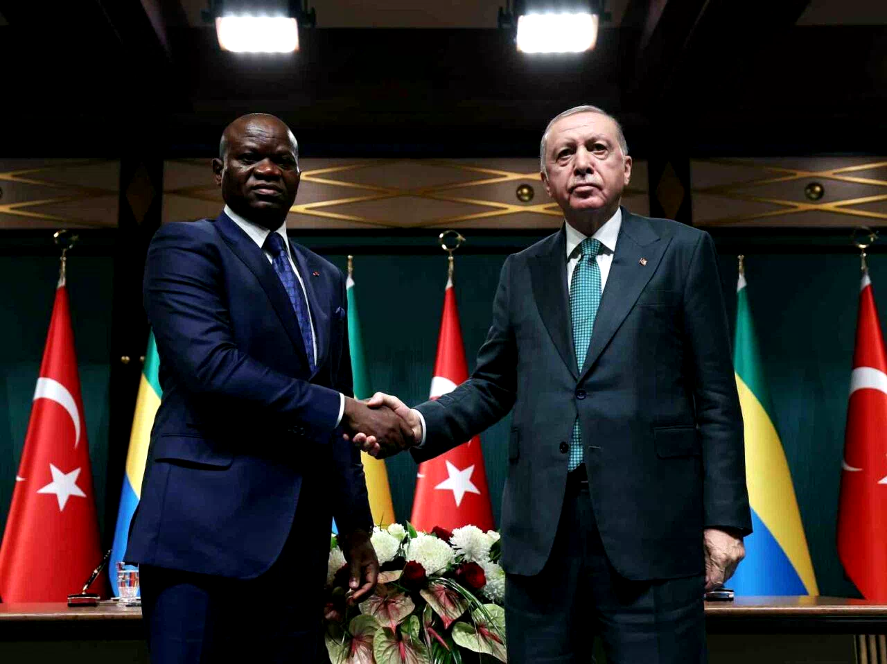 Cumhurbaşkanı Erdoğan: “Gazze’deki zulmün durdurulması için ne gerekiyorsa yapmakla mükellefiz”