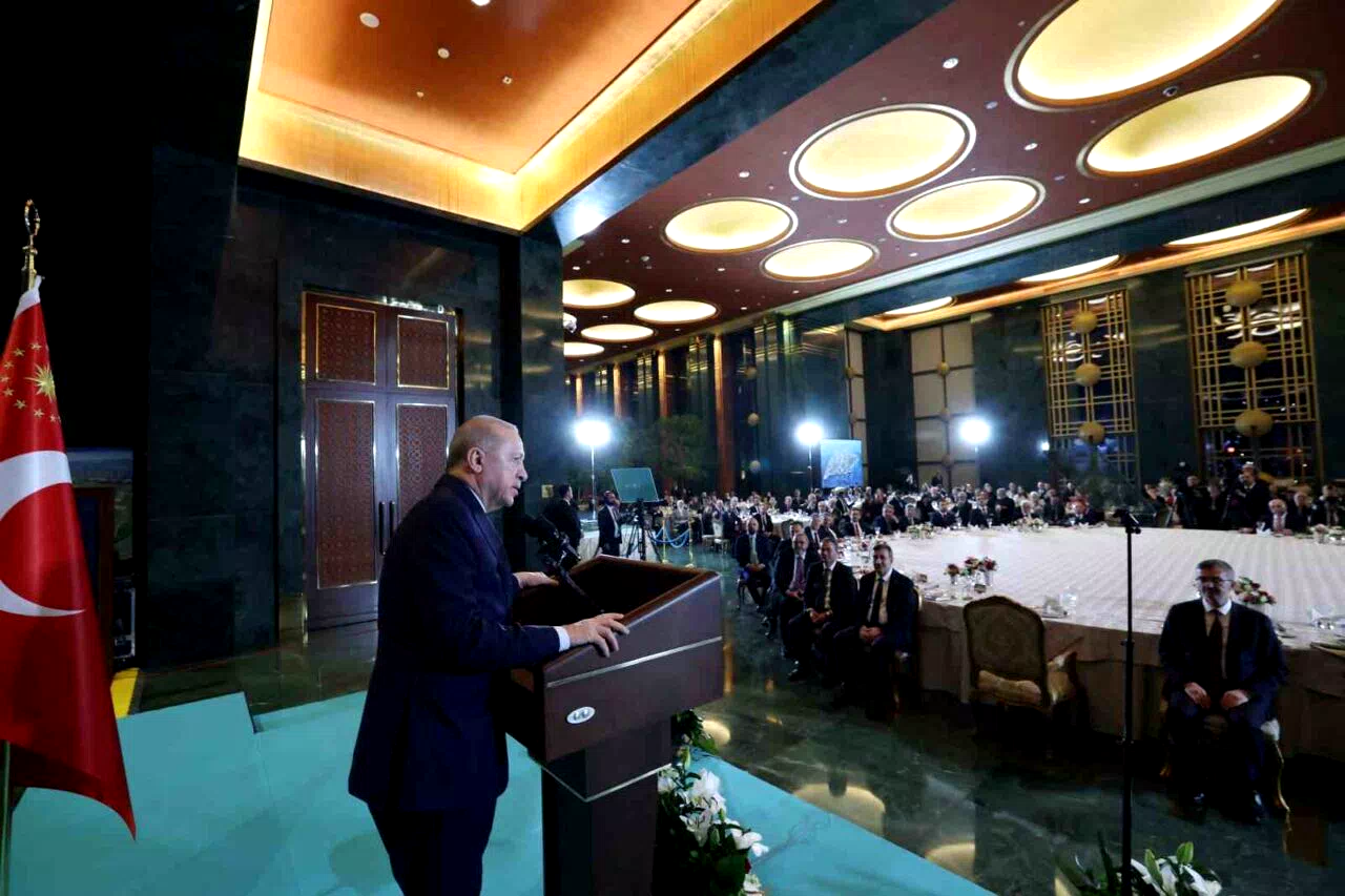 Cumhurbaşkanı Erdoğan: “İsrail; tamamen keyfi sebeplerle Mescid-i Aksa’yı 17 gündür Müslümanların ibadetine kapalı tutuyor”