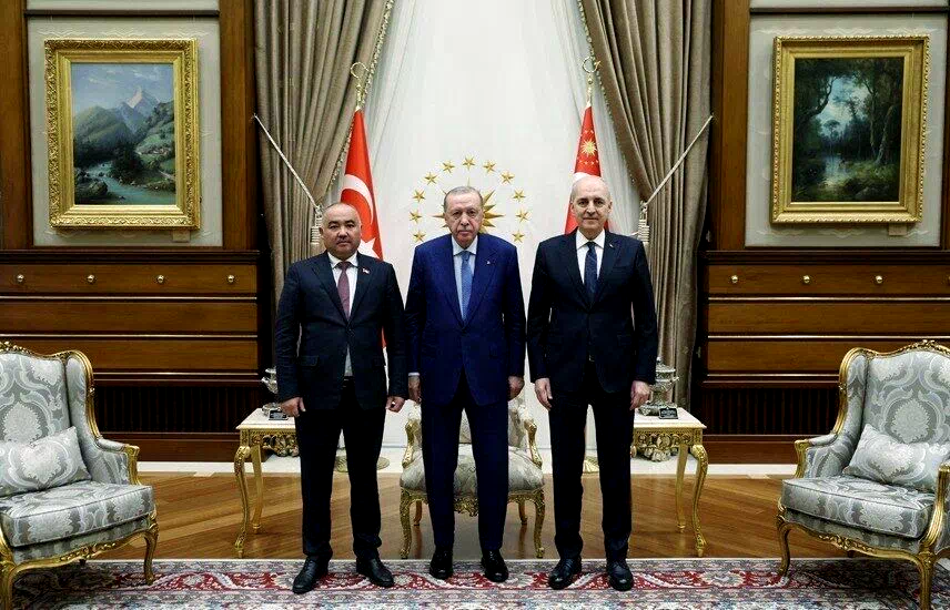 Cumhurbaşkanı Erdoğan, Kırgızistan Meclis Başkanı Turgunbek uulu’yu kabul etti