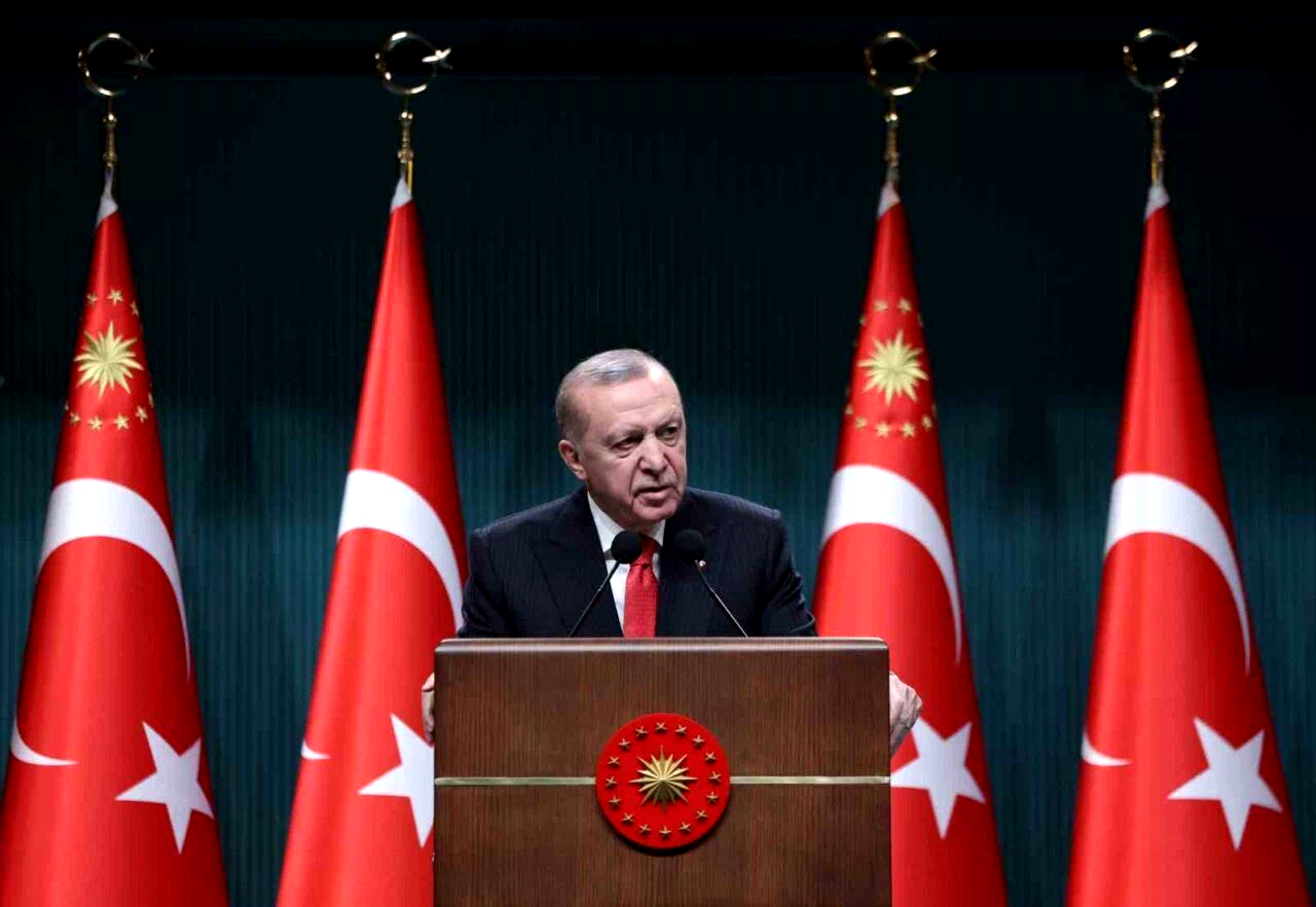 Cumhurbaşkanı Erdoğan: “Milletin kaynaklarıyla kurulan üniversiteler, hiçbir marjinal ideolojinin kurtarılmış bölgesi değildir”
