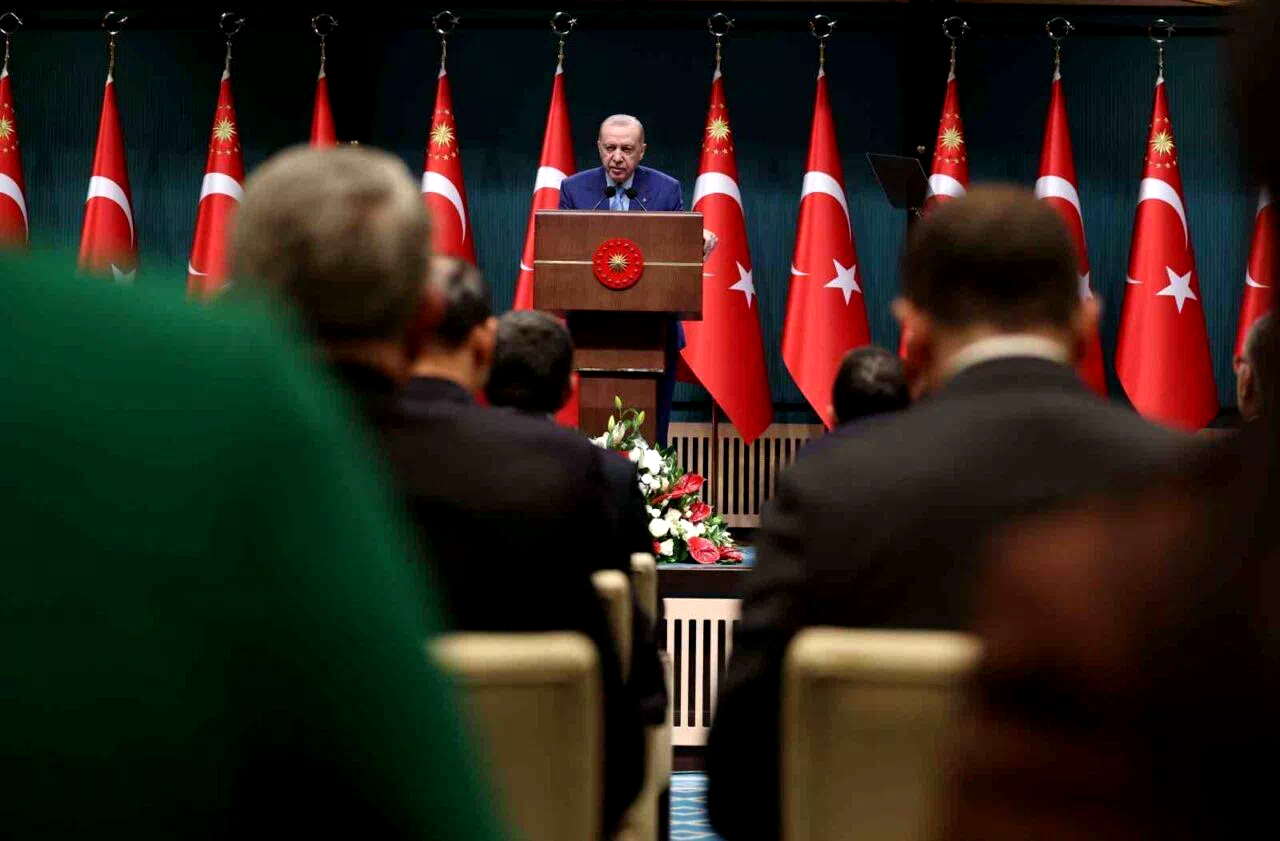Cumhurbaşkanı Erdoğan: “Okullarımızın güvenliği meselesi önceliklerimizin en başındadır. Burada en küçük bir taviz söz konusu değildir ve olmayacaktır”