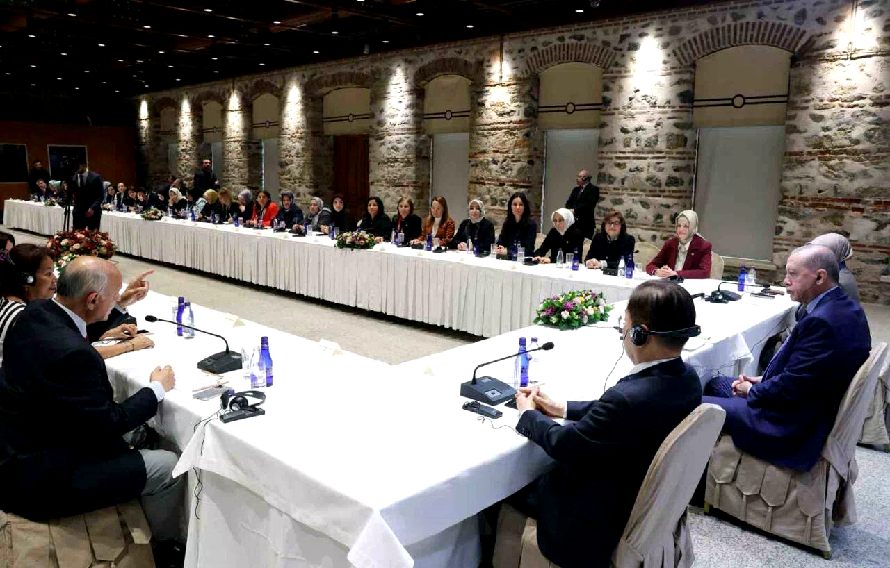 Cumhurbaşkanı Erdoğan: “Ortadoğu coğrafyası son yıllarda, gerçekten sancılı, sıkıntılı ve karanlık günler yaşıyor”