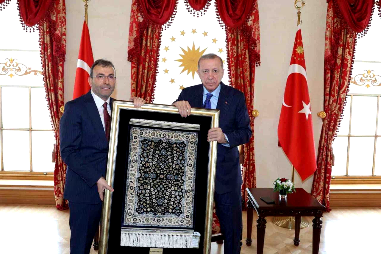 Cumhurbaşkanı Erdoğan Pendik Belediye Başkanı Ahmet Cin’i kabul etti