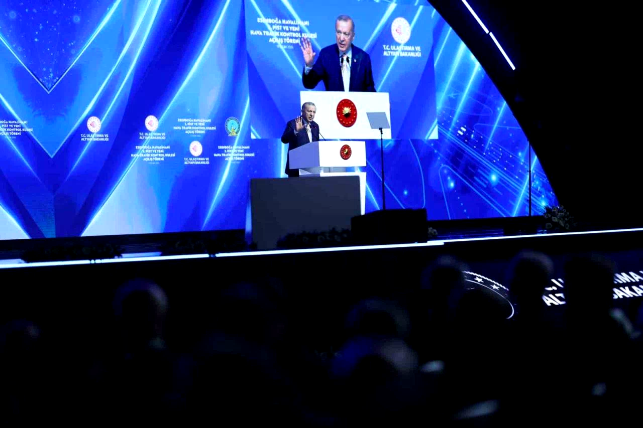 Cumhurbaşkanı Erdoğan: “Türkiye’yi dünyanın en geniş uçuş alanına sahip ülkelerinden biri yaptık”