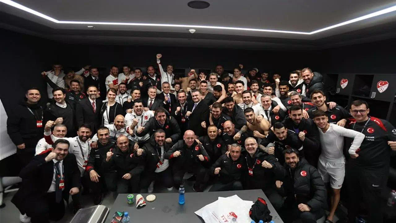 Cumhurbaşkanı Recep Tayyip Erdoğan'dan Milli Takıma Tebrik