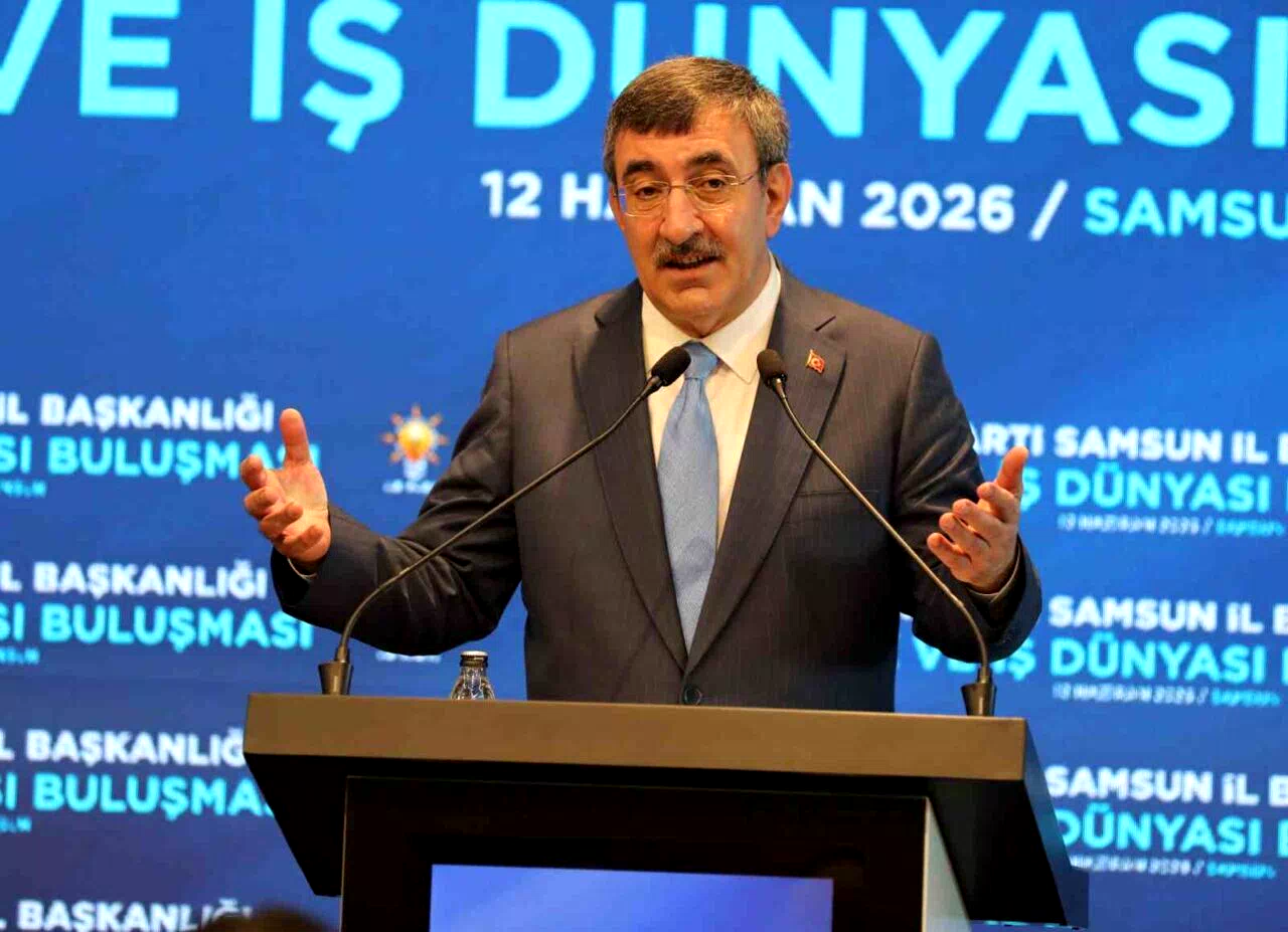 Cumhurbaşkanı Yardımcısı Cevdet Yılmaz, Samsun’da konuştu: “Her türlü riske karşı ülkemizi hazırlıyoruz”