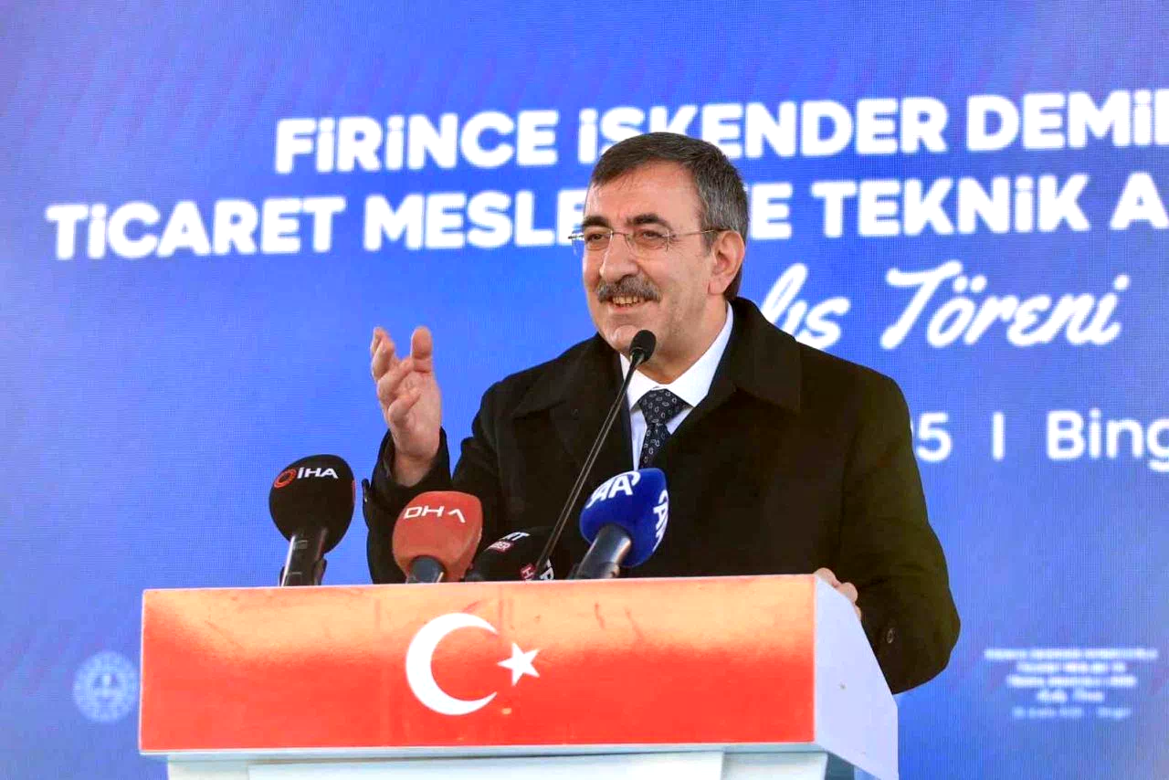 Cumhurbaşkanı Yardımcısı Yılmaz: “2025 yılı sonunda turizm gelirimizin 64 milyar dolara ulaşması beklenmektedir”