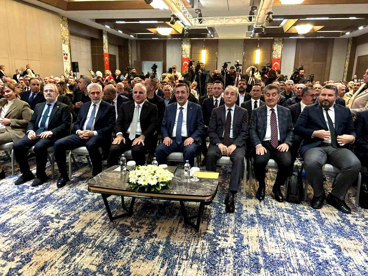 Cumhurbaşkanı Yardımcısı Yılmaz: ’’Herkesin diline, üslubuna, yaklaşımına çok dikkat etmesi gereken bir süreçten geçtiğimizi de ifade etmek istiyorum’’