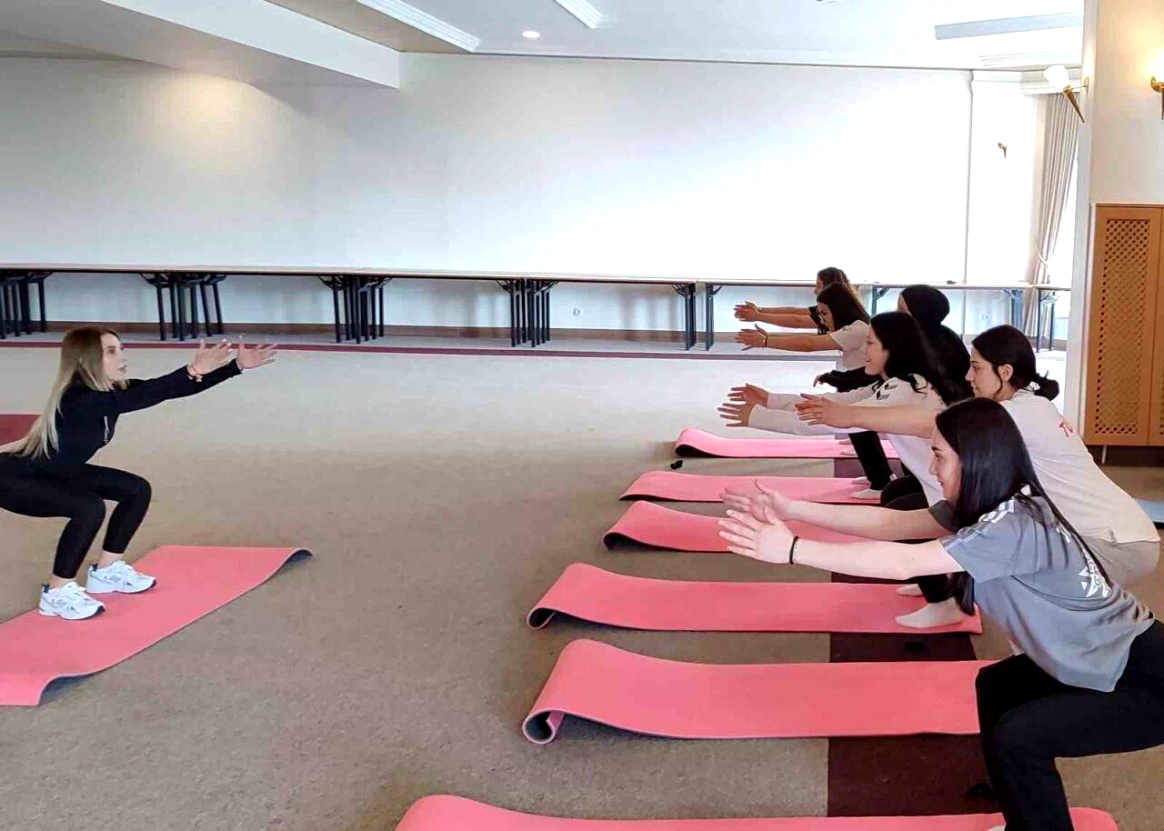 Curlingçiler doğru nefes alma ve pilates eğitimi