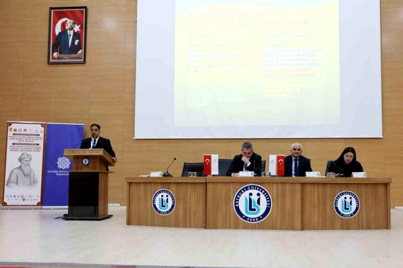 Dede Korkut sempozyumunda ikinci gün oturumları gerçekleştirildi
