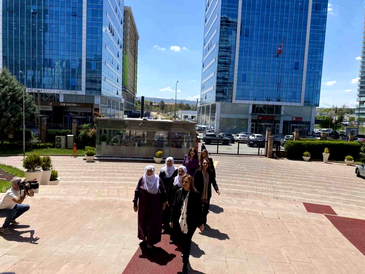 Dem Parti Sözcüsü Doğan’dan CHP’ye anneler günü ziyareti