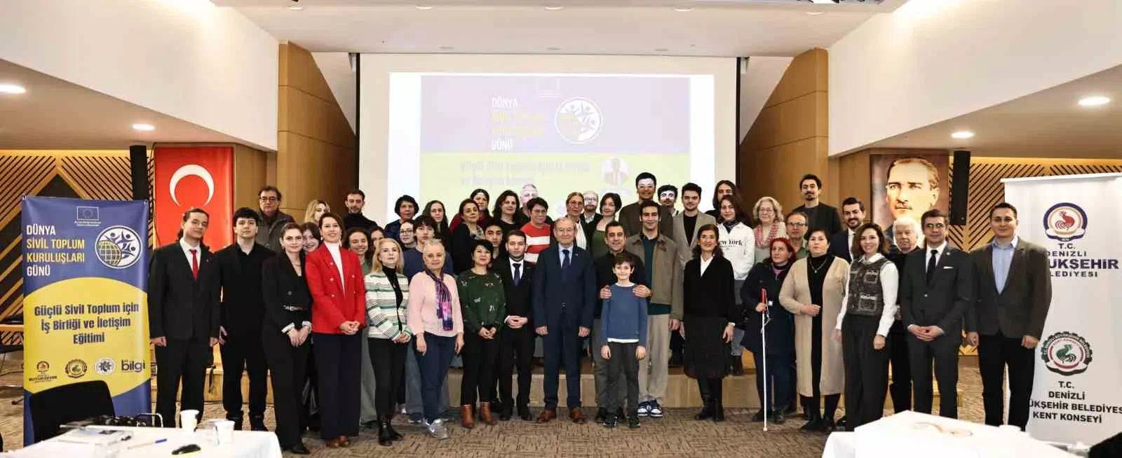 Denizli’de Avrupa Birliği Bilgi Merkezi, Sivil Toplum Günü’nü kutladı