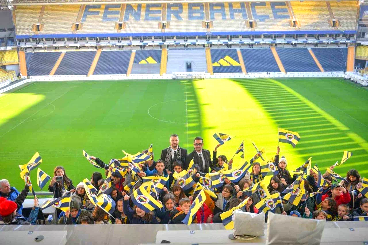 Denizlili öğrenciler Saraçoğlu’nda geleceğe sarı lacivert izler bıraktı
