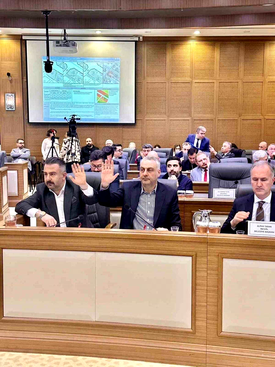 Deprem üzerinden siyaset yapanlara eleştiri: “Devlet ilk andan itibaren, tüm kademeleriyle sahadaydı”