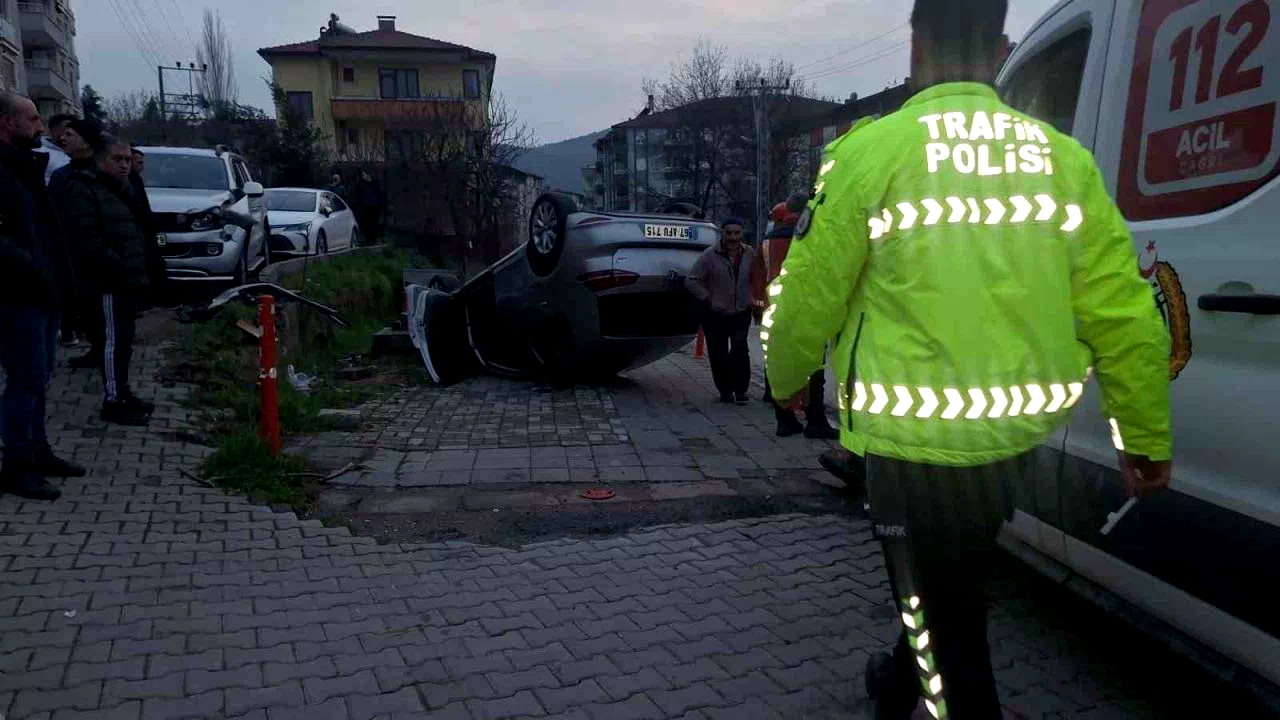 Devrek’te otomobil takla attı, sürücü yara almadan kurtuldu