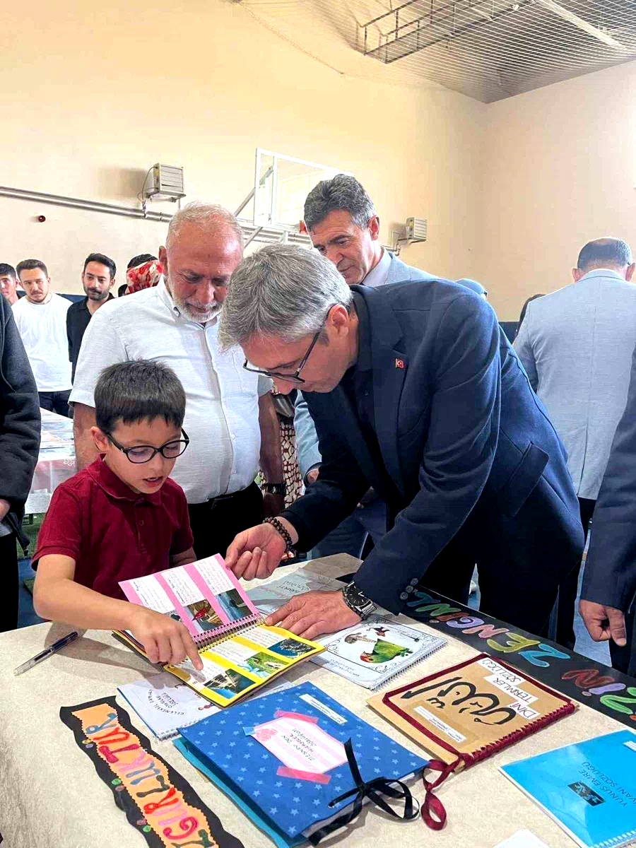 ’Dilimizin Zenginlikleri Projesi’ kapsamında sergi açıldı