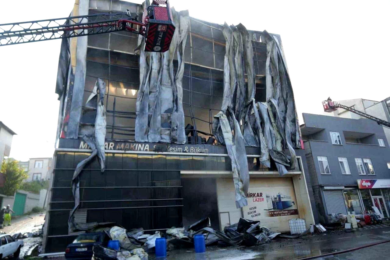 Dilovası’nda 7 kişinin öldüğü fabrika yangınına ilişkin müfettiş raporu hazırlandı