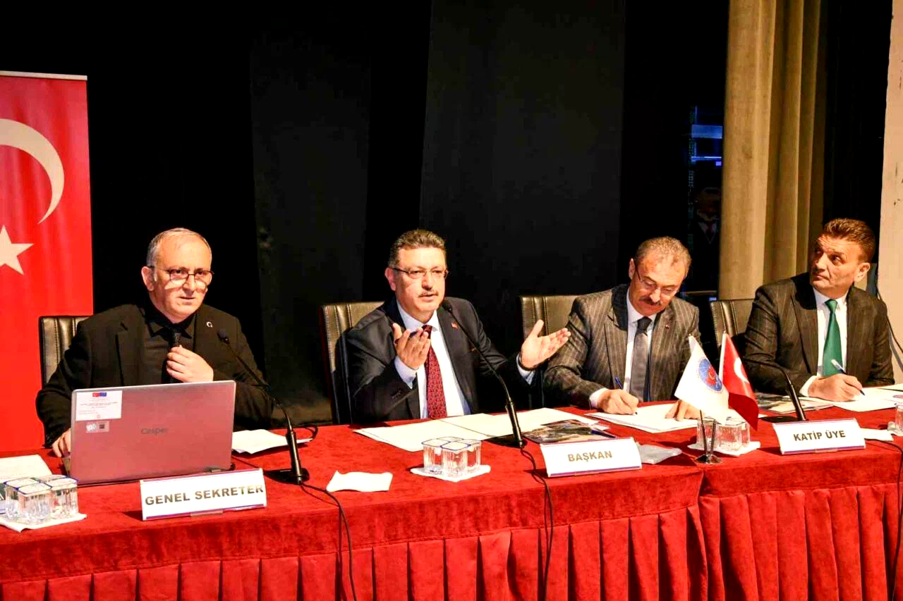 Doğu Karadeniz Belediyeler Birliği Trabzon’da toplandı