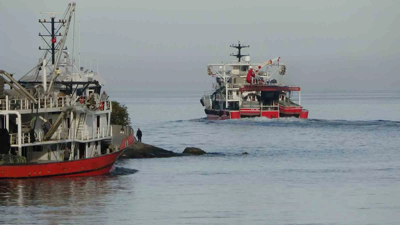 Doğu Karadeniz’den Balıkçı Tekneleri Uluslararası Sularda Avcılık Yapıyor